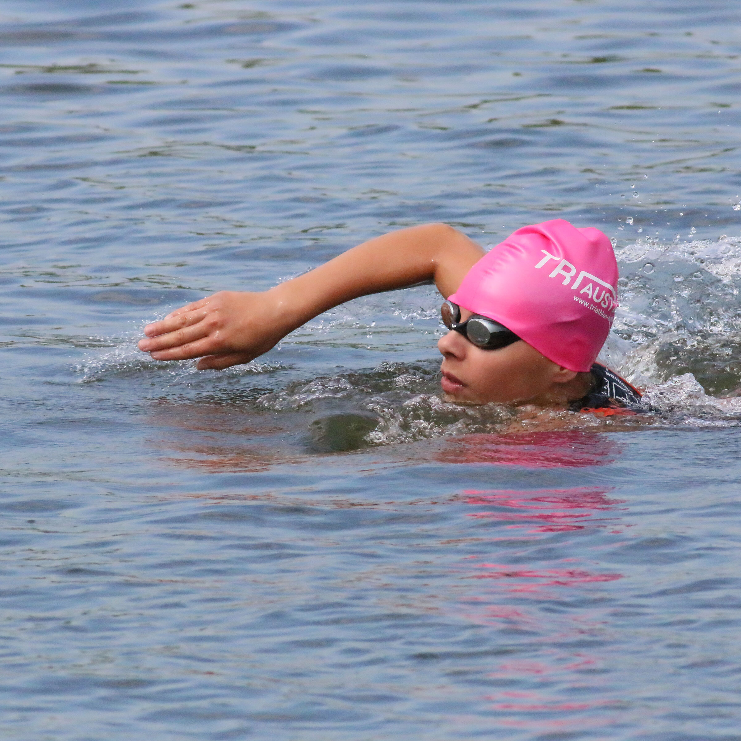 Triathletin Bettina Ecker beim Kraulschwimmen